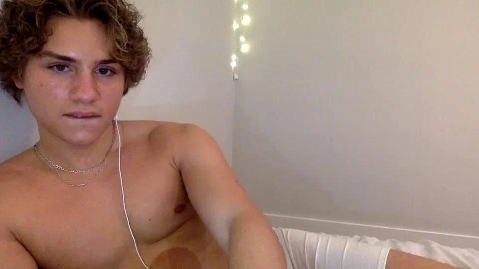 Watch chaseehutch recorded live streams from Chaturbate on 2024/03/14, Cam Archive