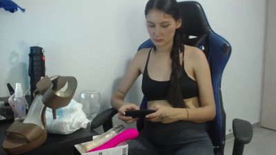 Watch ornela_astros recorded live streams from Chaturbate on 2024/05/24, Cam Archive