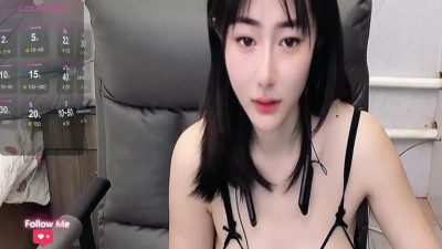 Watch qiqi-- recorded live streams from Stripchat on 2024/06/03, Cam Archive