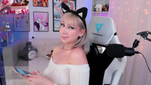 meow_kirsten