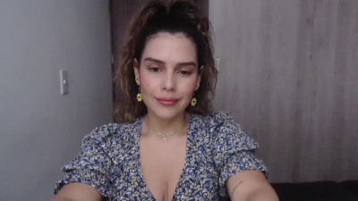 Watch luna_parker1 recorded live streams from Chaturbate on 2024/10/28, Cam Archive