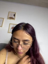 Watch Michell_boobs recorded live streams from Stripchat on 2024/12/16, Cam Archive