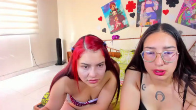 Watch saraandmarilyn recorded live streams from Chaturbate on 2024/12/18, Cam Archive