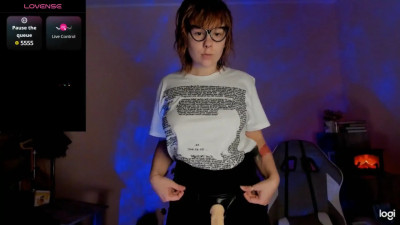 Watch Red_Geek recorded live streams from Stripchat on 2025/01/26, Cam Archive