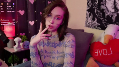 Watch succubu7 recorded live streams from Chaturbate on 2025/02/12, Cam Archive