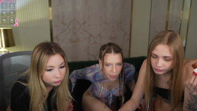 Watch Suzan_Mayer recorded live streams from Stripchat on 2025/02/25, Cam Archive