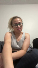 Watch lindasycuriosa1 recorded live streams from CAM4 on 2025/02/28, Cam Archive
