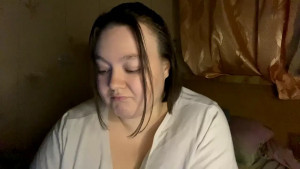 chubby_katie__