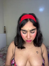 Watch Meryem_Queen recorded live streams from Stripchat on 2025/03/15, Cam Archive
