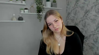 Watch selenaxPerfect recorded live streams from Stripchat on 2025/03/19, Cam Archive