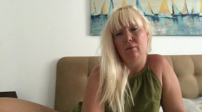 Watch EmmaInLove23 recorded live streams from Stripchat on 2023/09/08, Cam Archive