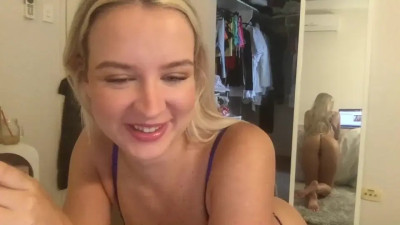 Watch clovassecrets recorded live streams from Chaturbate on 2025/03/21, Cam Archive