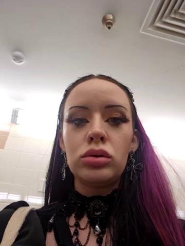 Watch EVILYN recorded live streams from Stripchat on 2023/10/19, Cam Archive