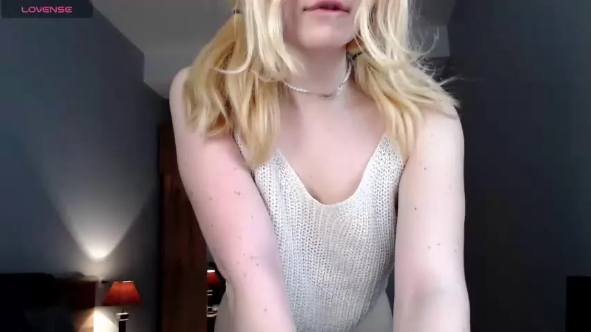 Watch illegaldream recorded live streams from Chaturbate on 2023/12/02, Cam Archive