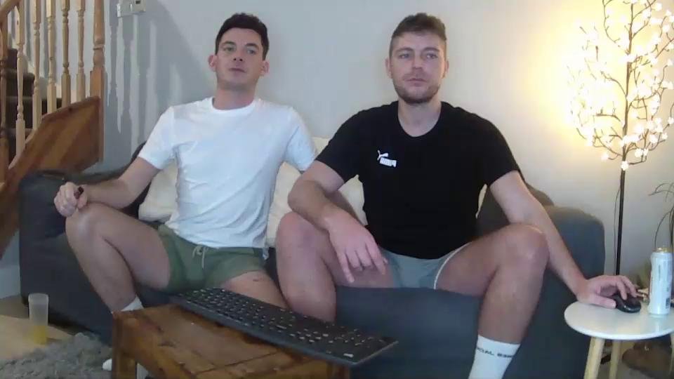 Watch englishladxxx recorded live streams from Chaturbate on 2023/12/30, Cam Archive